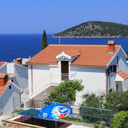 Family Friendly Seaside Apartments Razanj, Rogoznica - 10373 Esterno foto