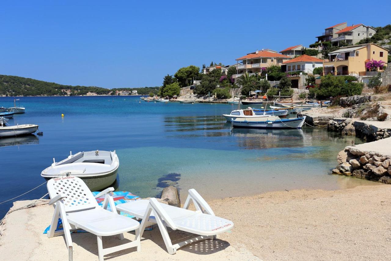 Family Friendly Seaside Apartments Razanj, Rogoznica - 10373 Esterno foto