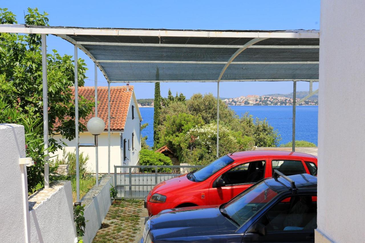 Family Friendly Seaside Apartments Razanj, Rogoznica - 10373 Esterno foto