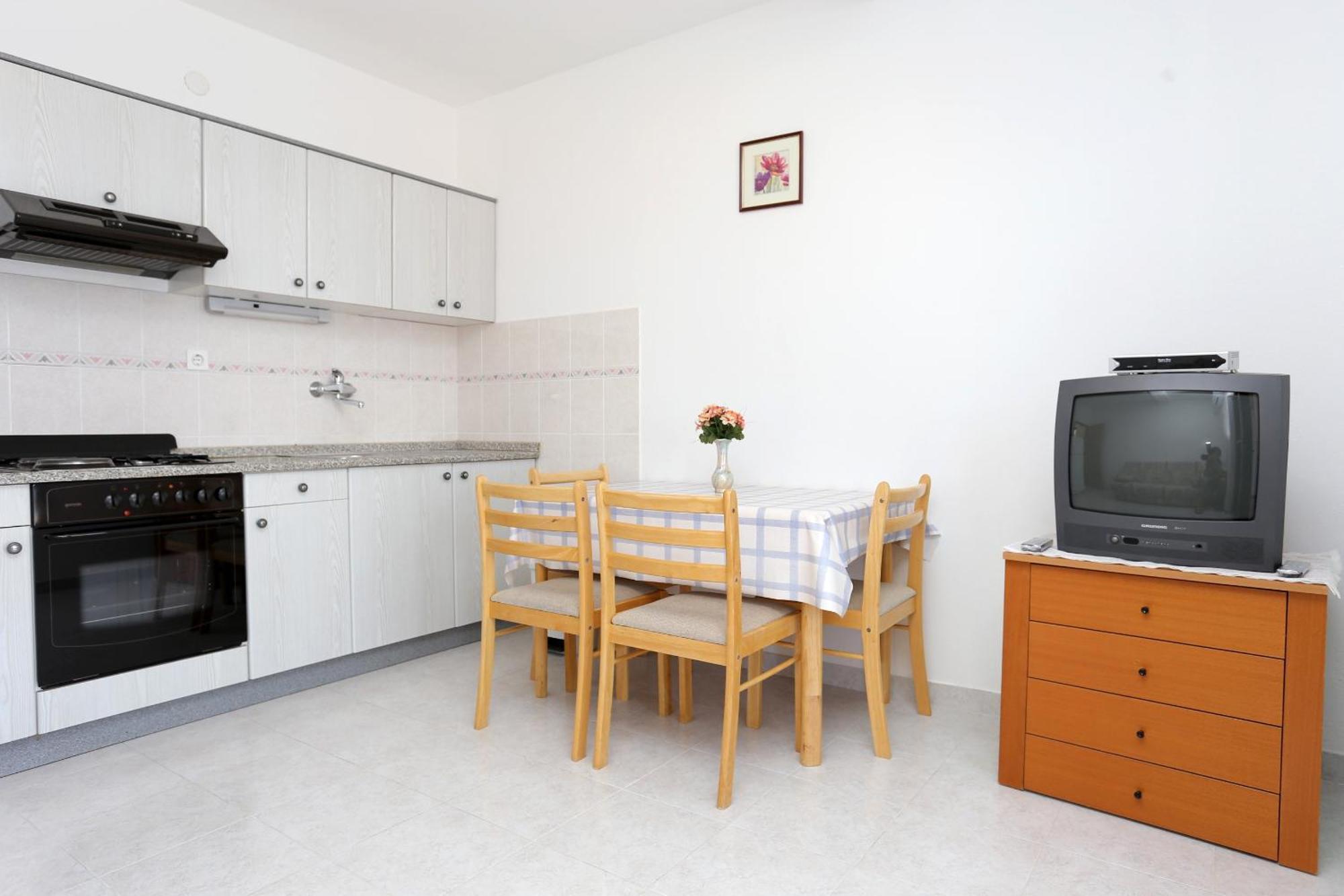 Family Friendly Seaside Apartments Razanj, Rogoznica - 10373 Camera foto